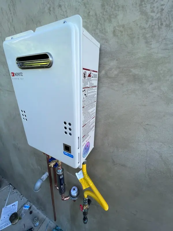 Tankless water heater installation for Kingsland homes